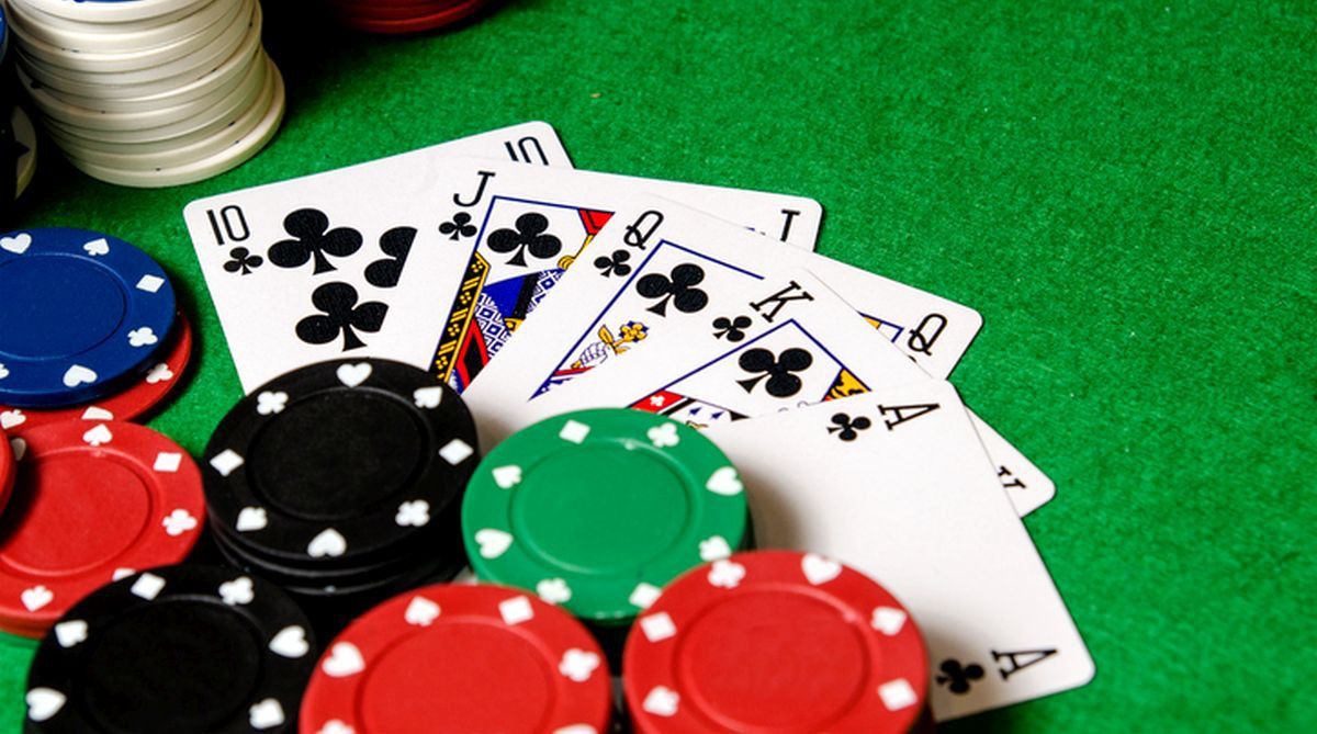 Plinko Casino کیسینو میں پوکر گیمز